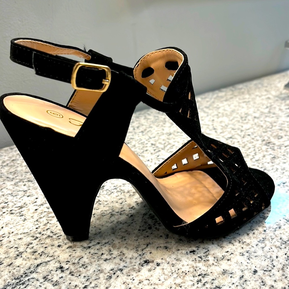 Forever 21 4 inch heels